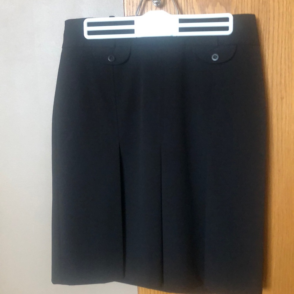 NWOT Loft skirt